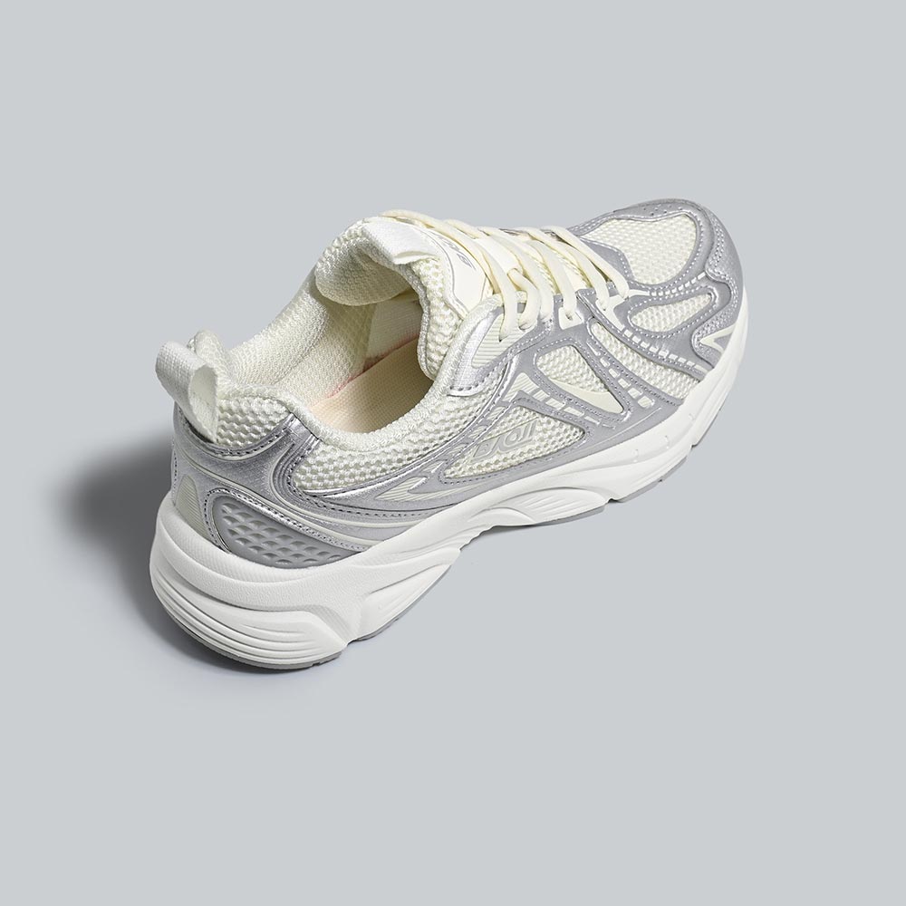 BJW1174-silverapricot2