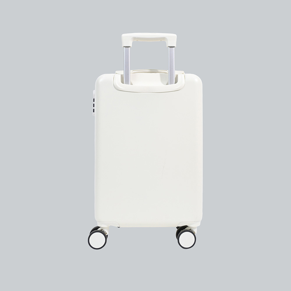 Snoopy-Flying-Ace_02